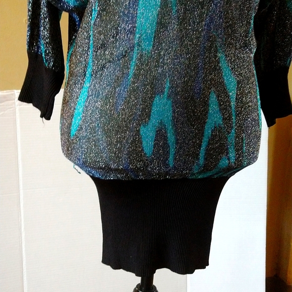 VGUC. Express design studio glittery long top. - Picture 3 of 8